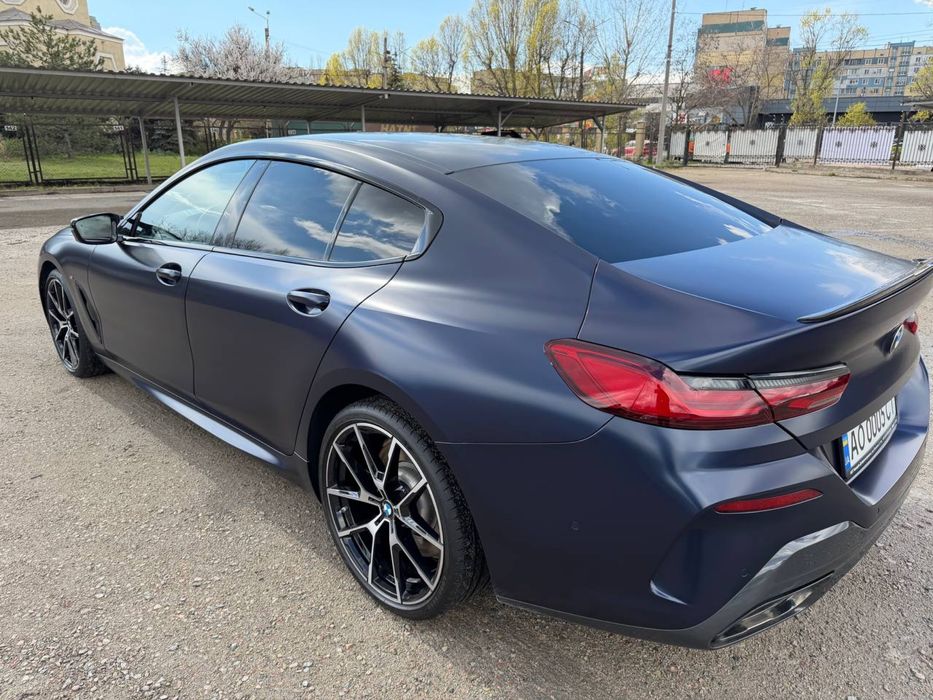BMW 840D офіційний автомобіль