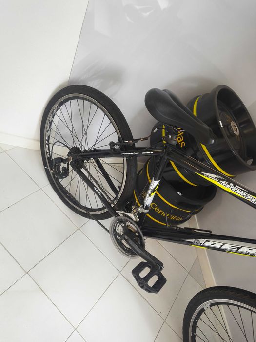 Bicicleta berg mountain bike