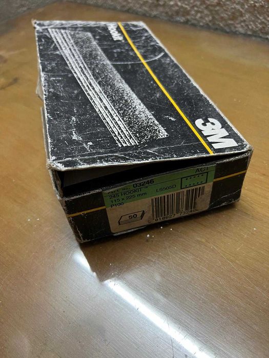 Folhas de Lixa Abrasiva 3M Verde com Furos