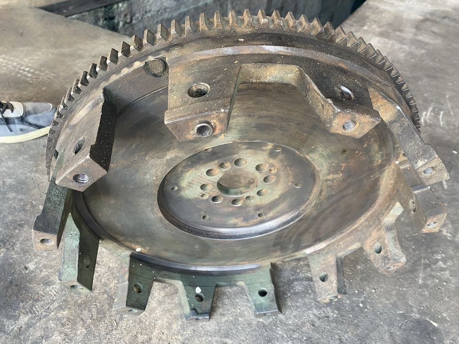 Маховік на Камаз