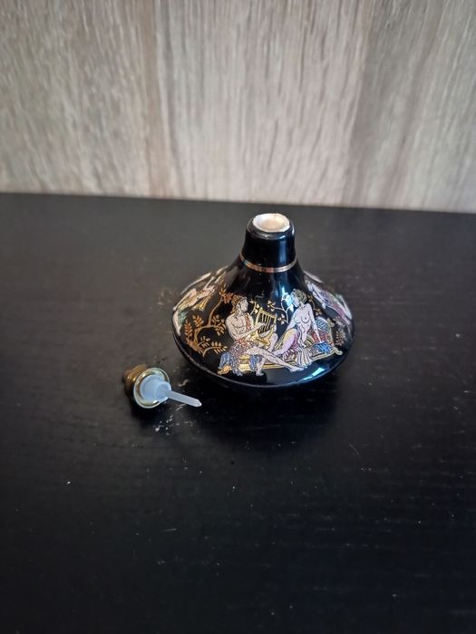 Buteleczka na perfumy dla