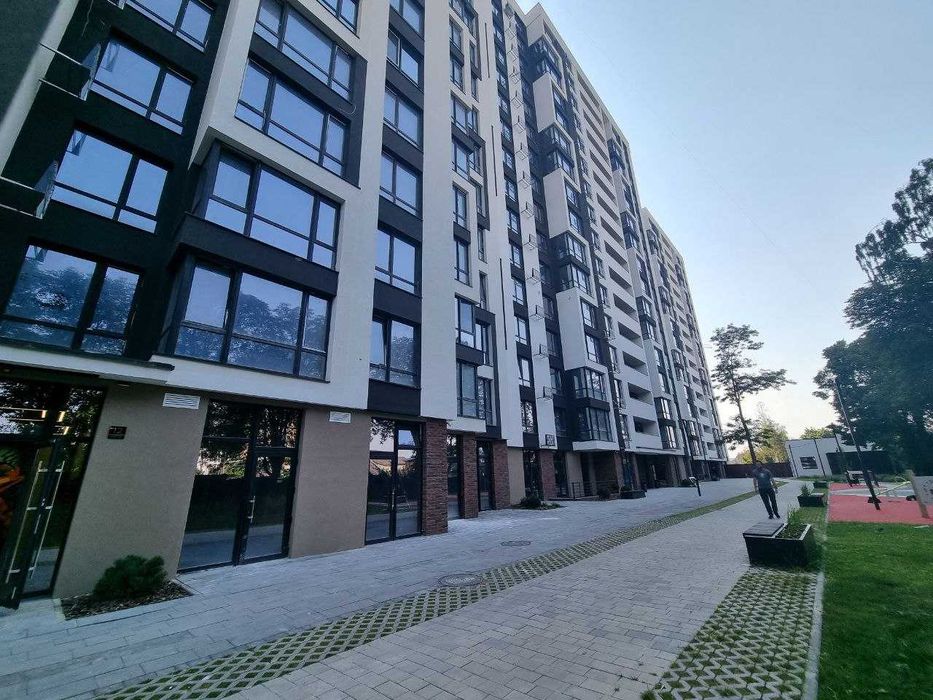 Продаж квартири в жк Манхетен з великою кухнею