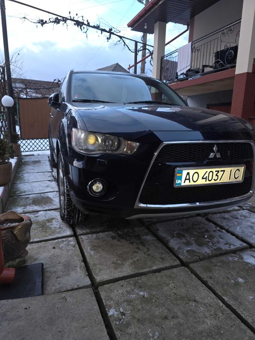 Mitsubishi outlander xl