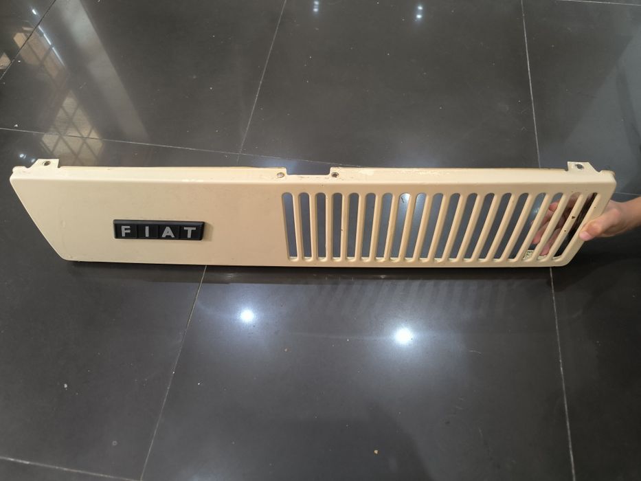Grelha frente Fiat Panda mk1