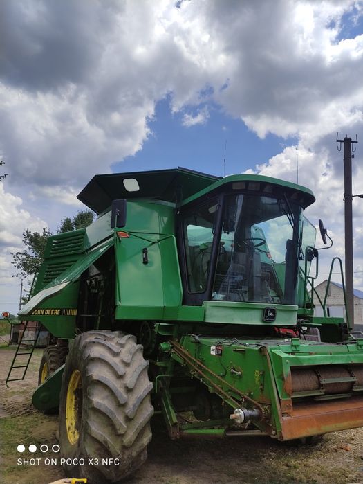 Комбайн JD9600. Жатки  продаж окремо./ збору зерна, соняшника,кук./
