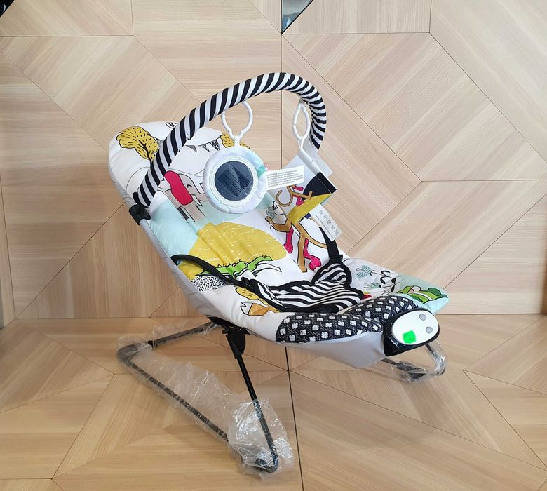 Leżaczek z wibracjami !! Nowy sklep