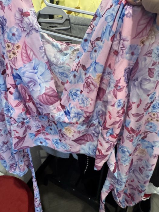 Rzeczy i buty 80% NOWE i lekko uzywane  okolo 100 kg do sklepu,butiku