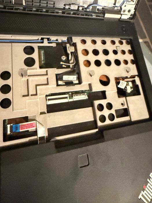 Lenovo ThinkPad P15 p/Peças