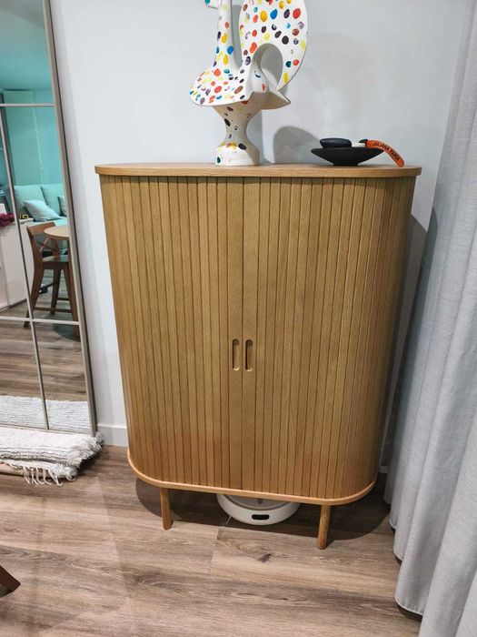 Armário LYNGVIG 90 cm 2 portas persiana cor carvalho natural