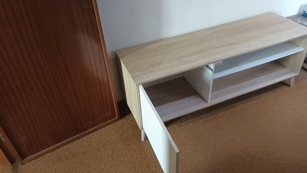 Mesa de televisão