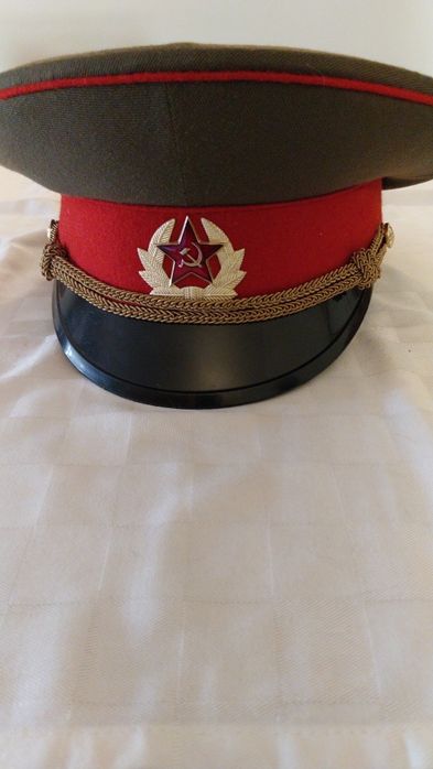 3 Chapéus militares era soviética