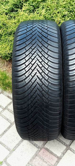 205/55 R16 VREDESTEIN Всесезон Пара 22й рік 6,5мм Резина Гума 205 55 16 Шини
Дві шин