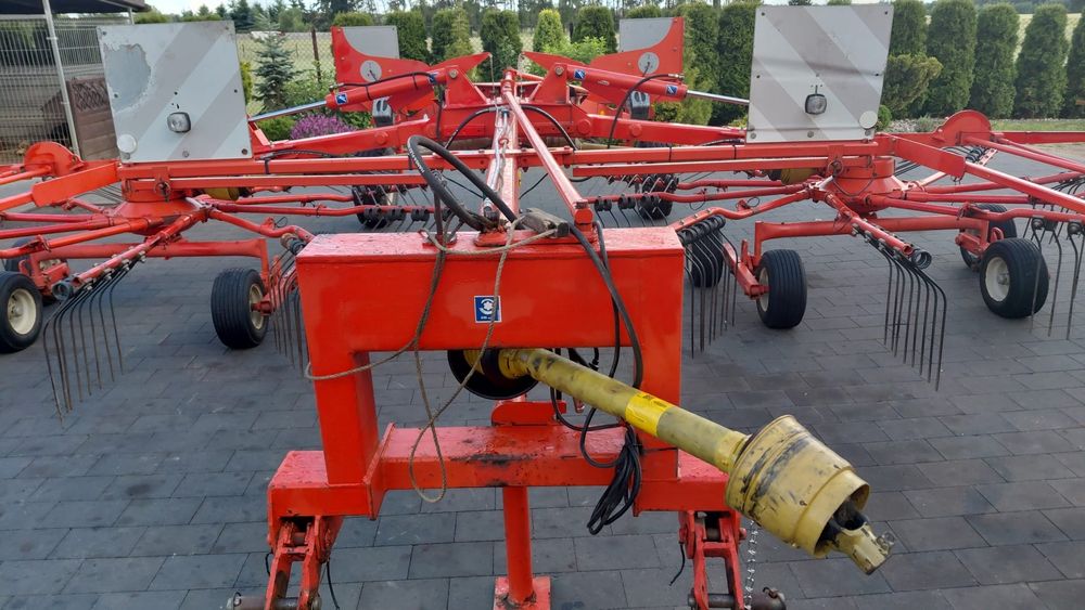 Zgrabiarka Kuhn  GA 7301