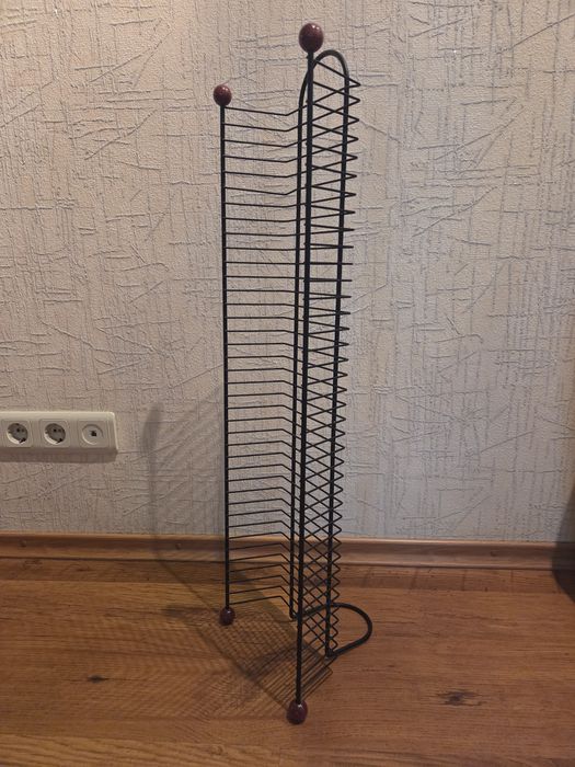 Підставка, стійка .