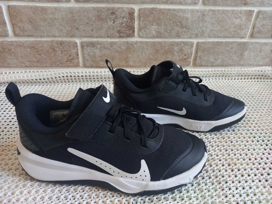 кросiвки Nike оригинали 33р