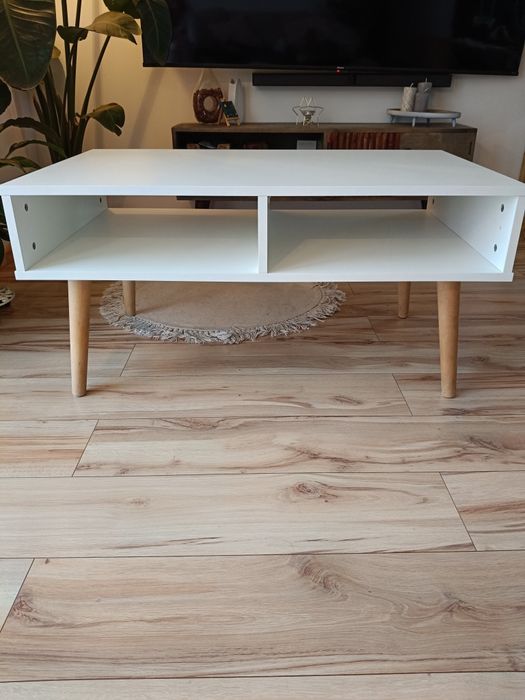 Stolik kawowy biały