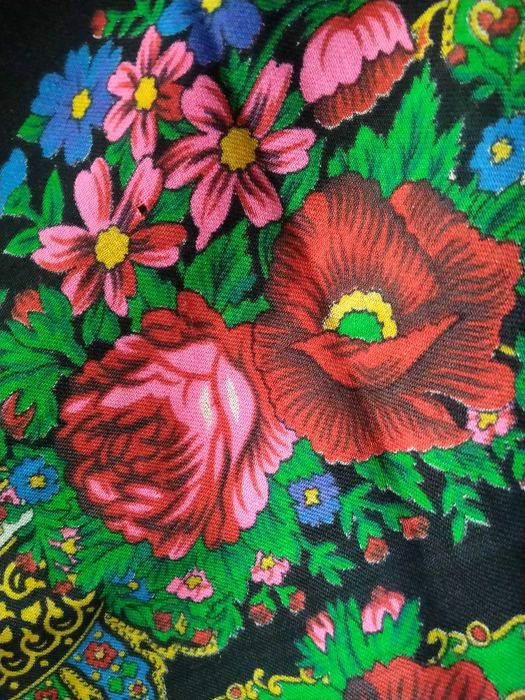 Платок (хустка) велика продам