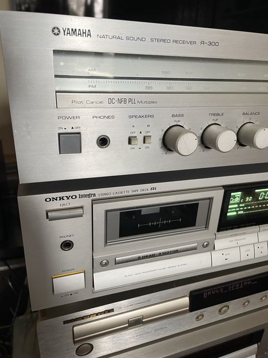 Radio YAMAHA R-300 Amplituner STEREO VINTAGE Made in Japan ładny