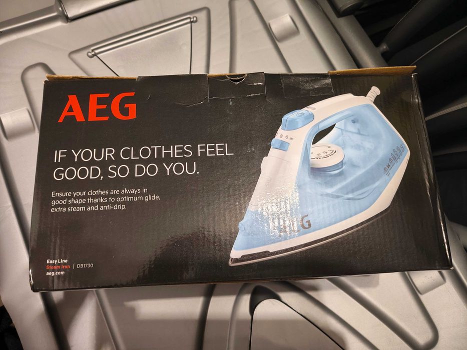 Ferro de engomar a vapor AEG Easyline DB1730, 2300,novo