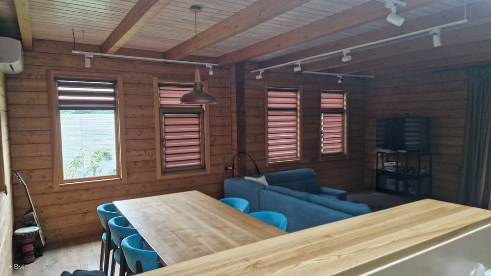 Здам одну або дві кімнати в будинку під Київом, Осещина