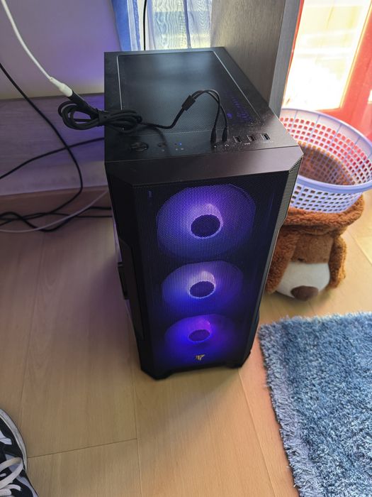 Pc gaming AMD Ryzen 7 5700X/32 GB/SSD de 1 TB/RTX 3050 V2