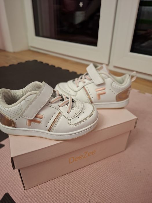 Adidasy FILA  rozm 25