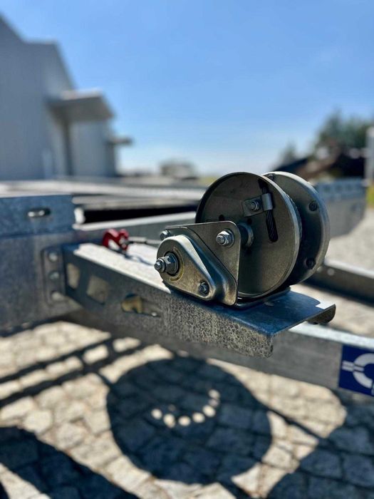 Atrelado porta-automóveis BLYSS - IVA dedutível