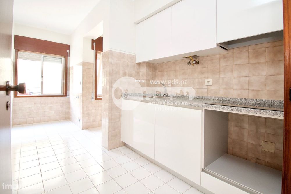 T2 p/ investimento sito em Lomar, Braga