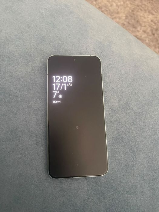 Xiaomi 14 smartphone