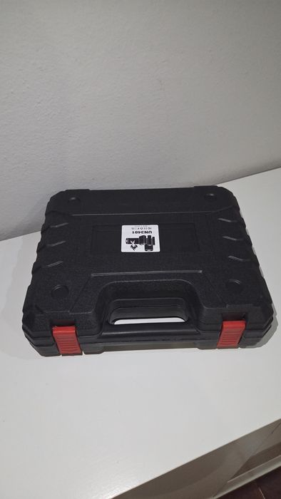 PARA HOJE NOVA Aparafusadora/Berbequim com duas baterias e extras