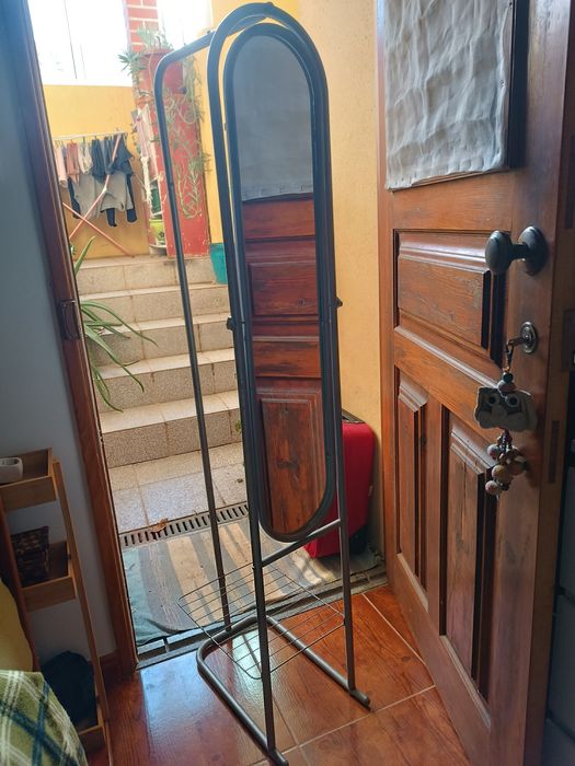 Móvel Cabide com espelho