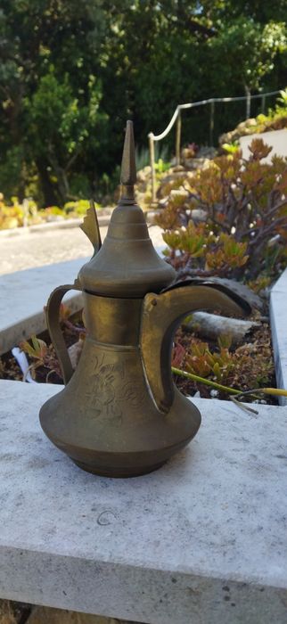 Dallah cafeteira medio oriente