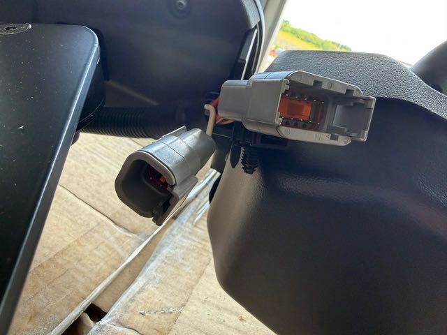 Armrest CNH nr 48134613 podłokietnik z joystick do kombajnu elektryczny
