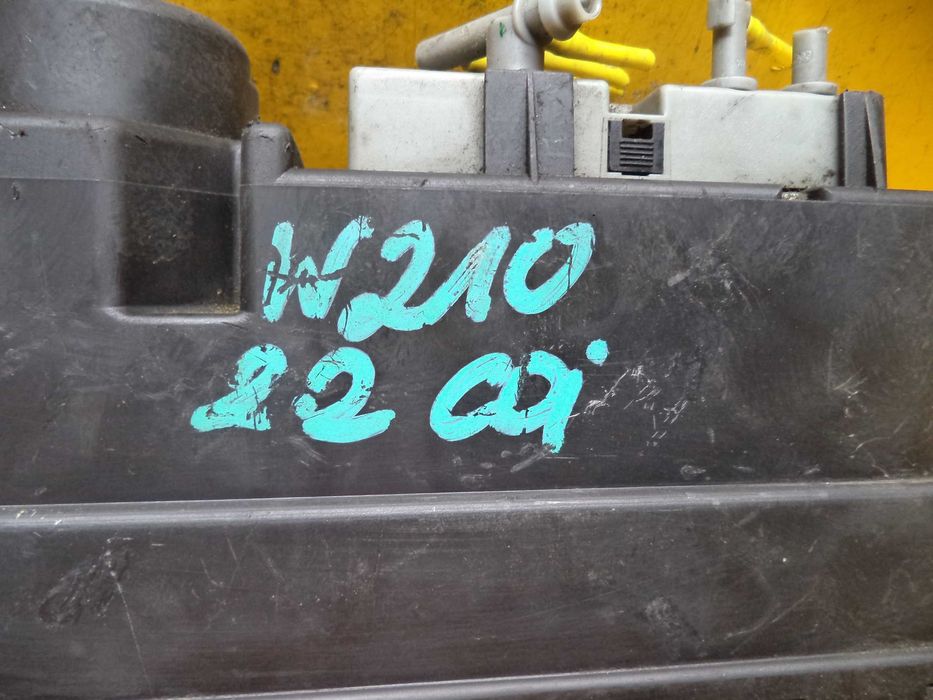 Компрессор центрального замка Mercedes (W210) A2108002748 з 95-02 р.в.