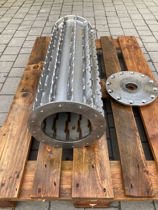 Walec wciągający dolny zębaty detektor metalu CLAAS JAGUAR