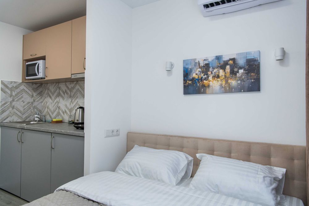 #16A1 Квартира подобово, м.Кловська, Військовий госпіталь