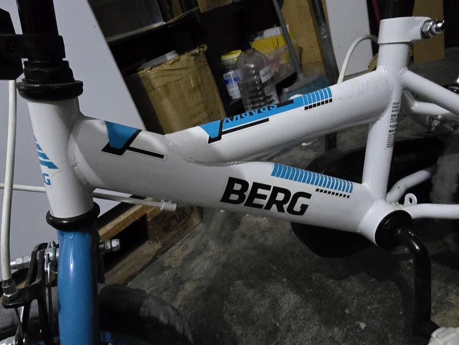 Audi TT RS e Bicicleta, ler descrição