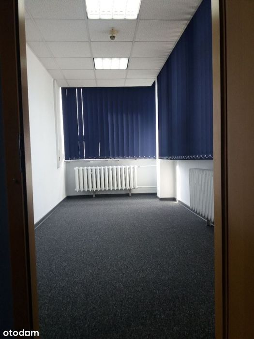 Biuro z parkingiem i recepcją 24h na dobę 100m2