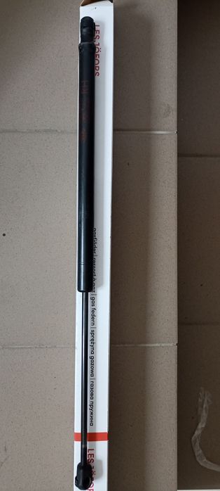 Амортизатор оригінал Кіа соренто2007