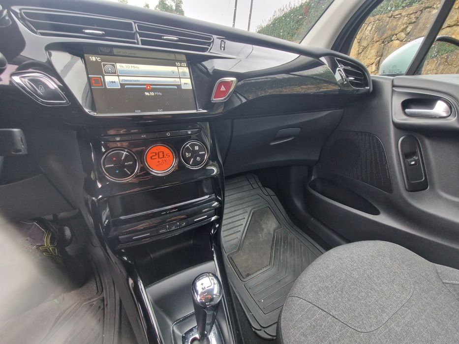 Citroën c3 1.2 Caixa Automática