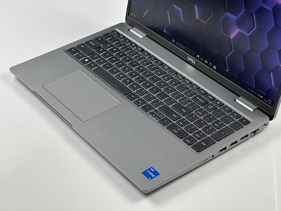 Laptop DELL Latitude 5520 | i5-1145G7 / FHD / US / gwarancja / FV 23%