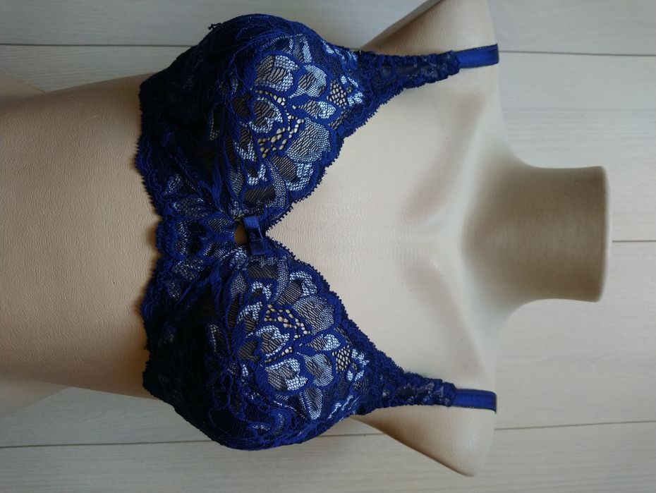 Новий бюстгальтер Triumph  70C розмір