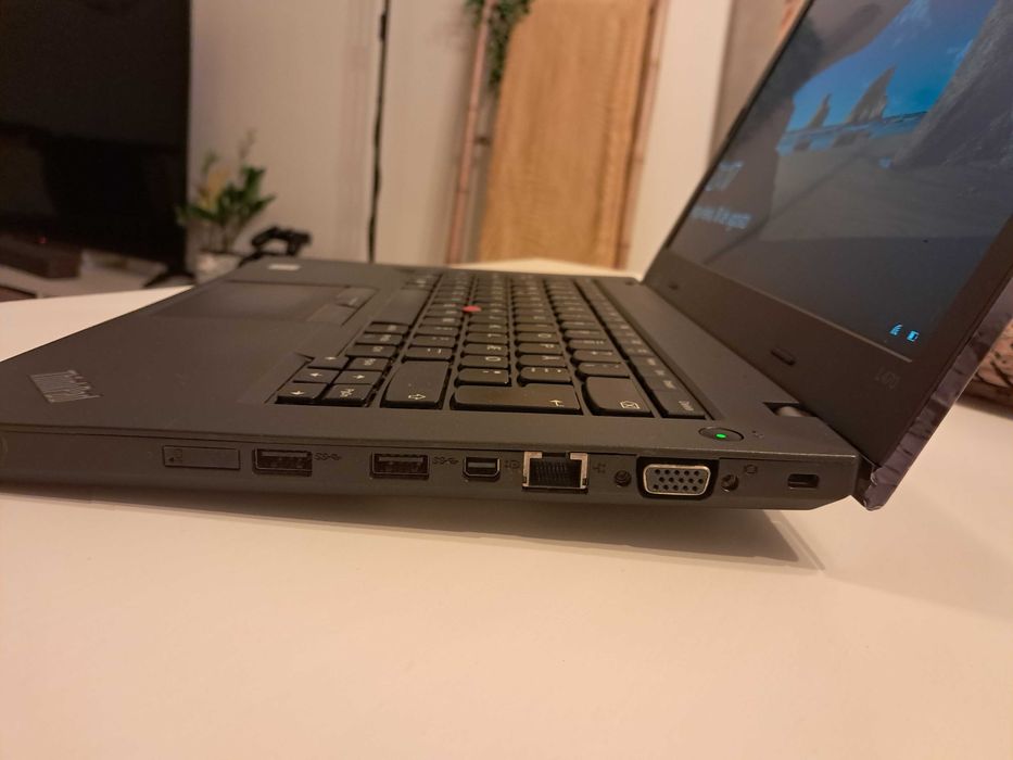 Portatil LENOVO ThinkPad T470