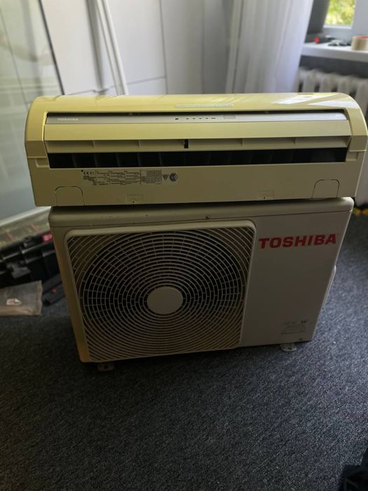 Продам кондіціонер Toshiba
