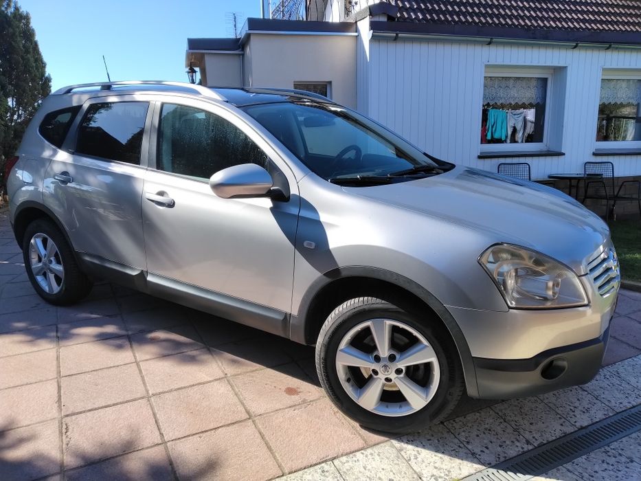 Nissan Qashqai+2