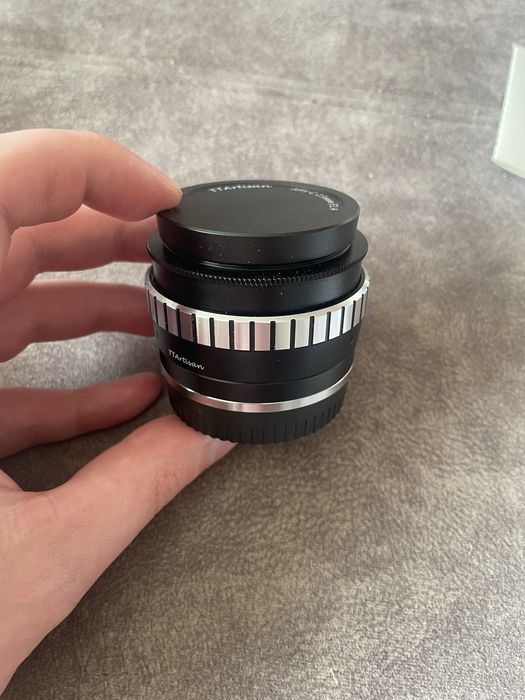 Обєктив TTArtisan 23mm f/1.4