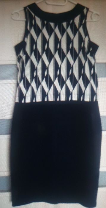 Sukienki  na każdą okazję  +