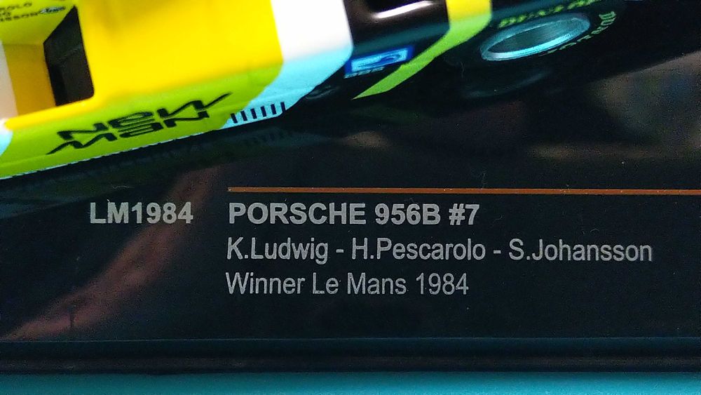 Porsche 956B #7: Vencedor 24H Le Mans 1984 - Miniatura IXO Models 1/43