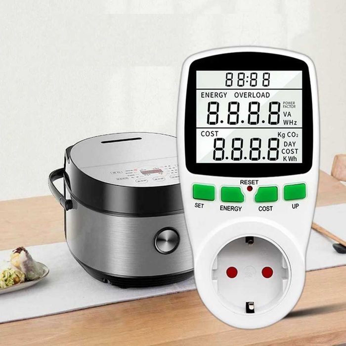 Miernik zużycia prądu watomierz