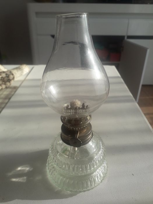Lampa naftowa szklana